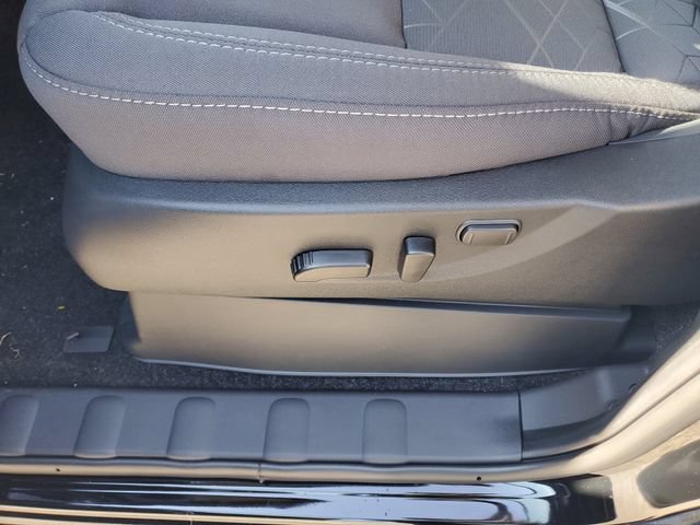 New 2026 Nissan Frontier SV w/ SV Convenience Package RWD image 9