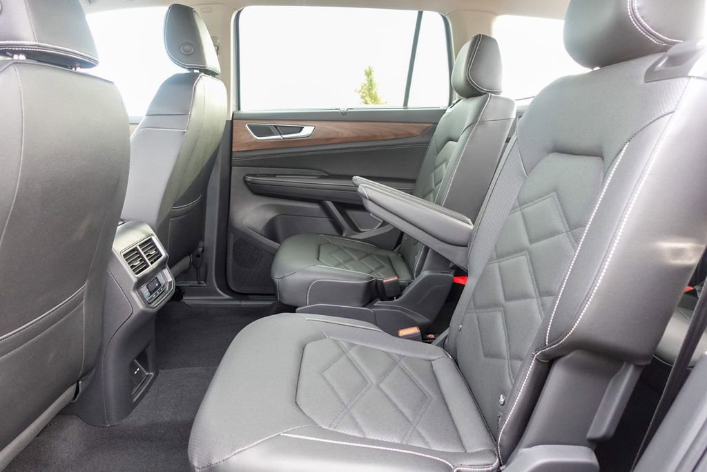 New 2026 Volkswagen Atlas SE image 26