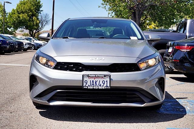Used 2023 Kia Forte LXS FWD image 5