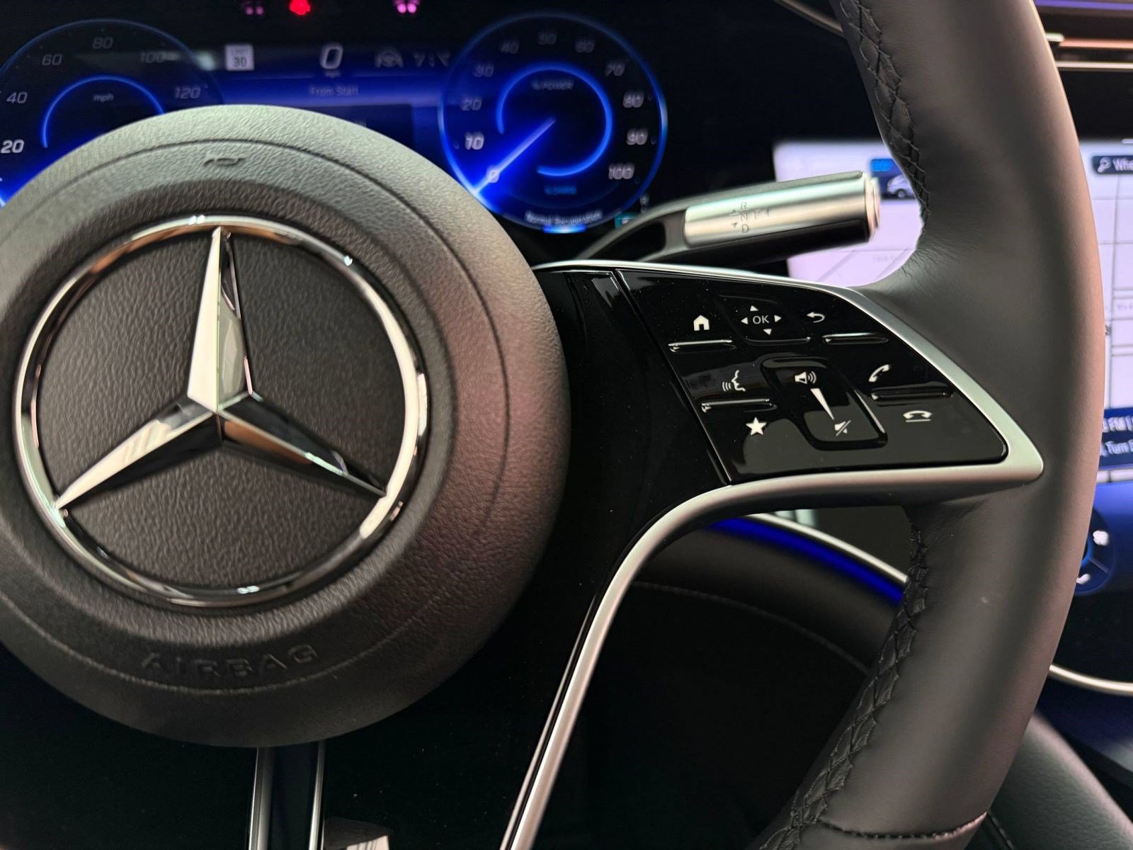 New 2027 Mercedes-Benz EQS 400 4MATIC SUV image 14