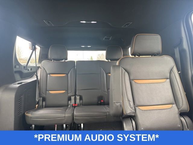 Used 2022 GMC Yukon XL AT4 w/ Technology Package AWD/4WD image 8
