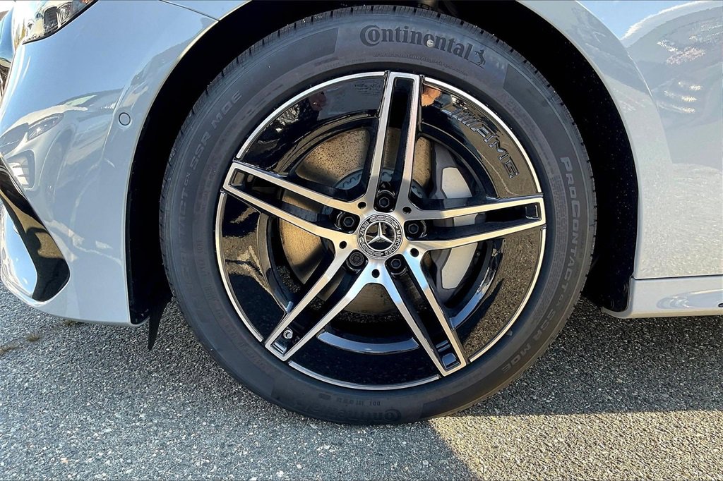 New 2026 Mercedes-Benz E 350 4MATIC Sedan image 11