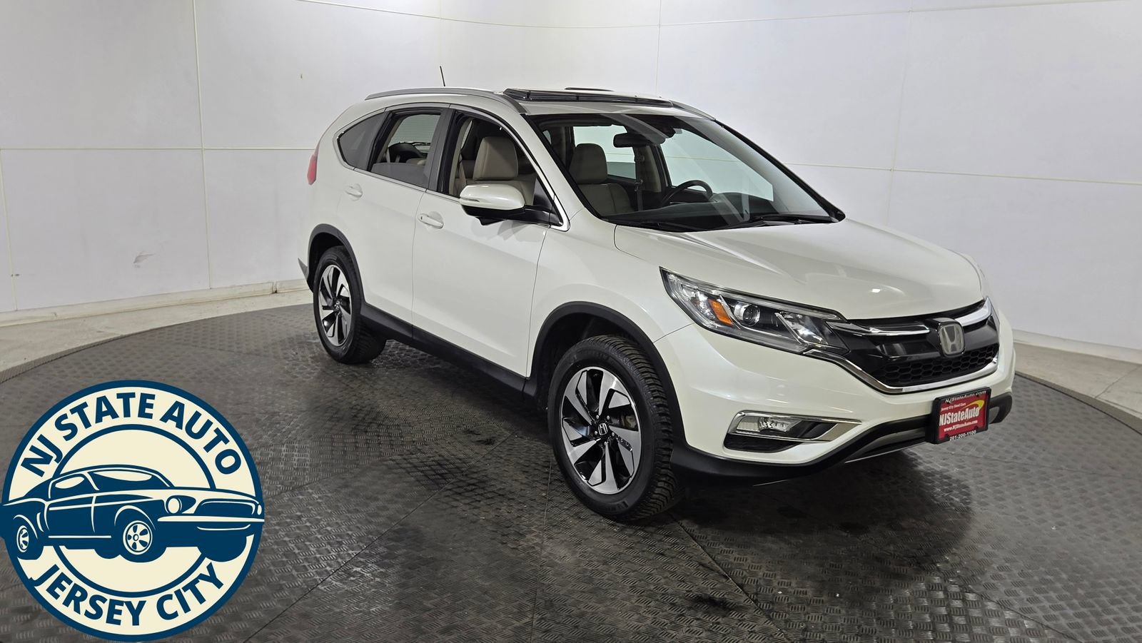 Used 2016 Honda CR-V Touring image 1