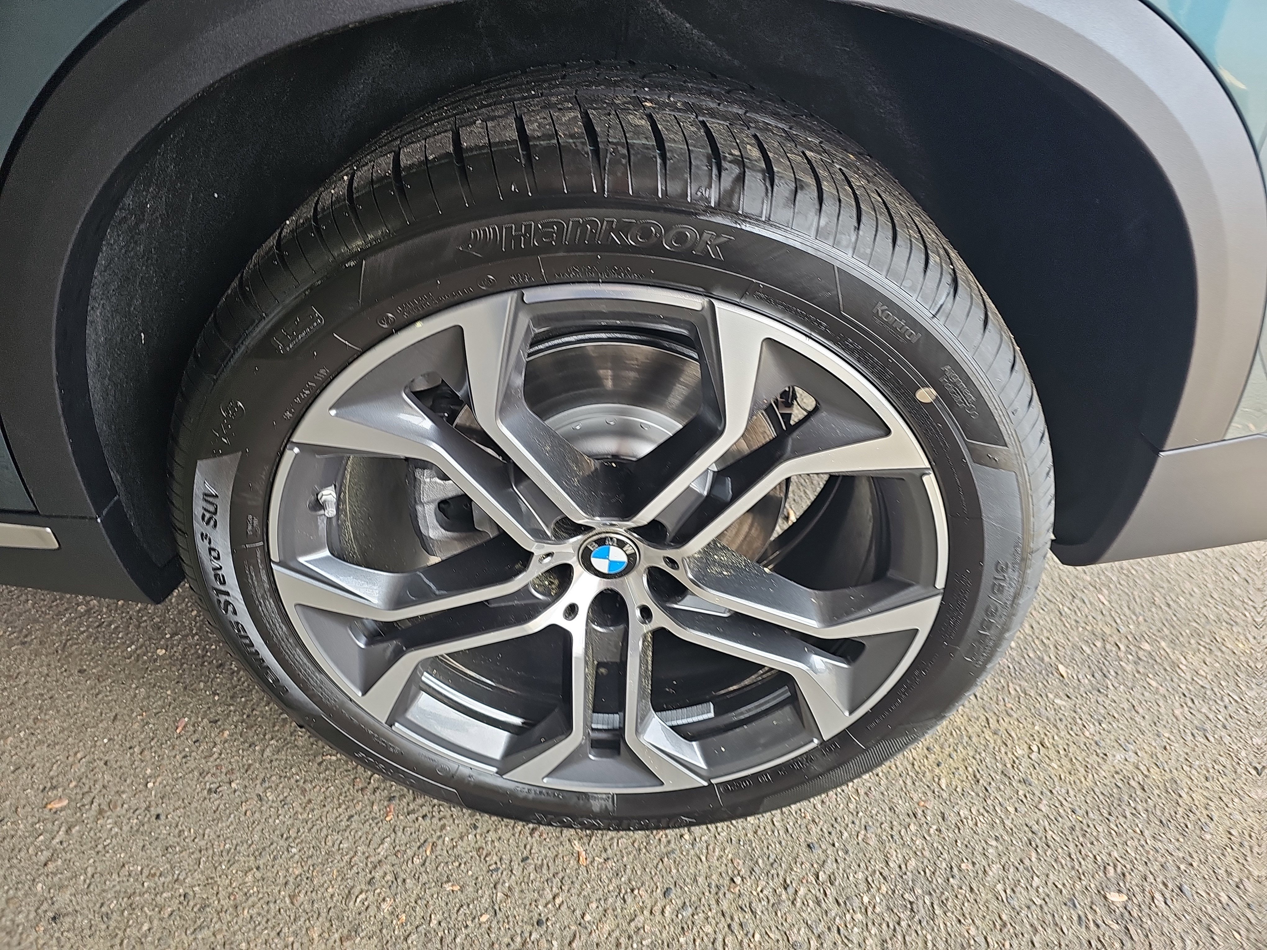 New 2026 BMW X5 xDrive40i w/ Premium Package AWD/4WD image 36