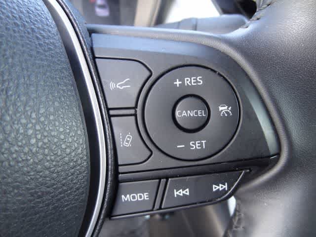 Used 2022 Toyota Corolla SE FWD image 17