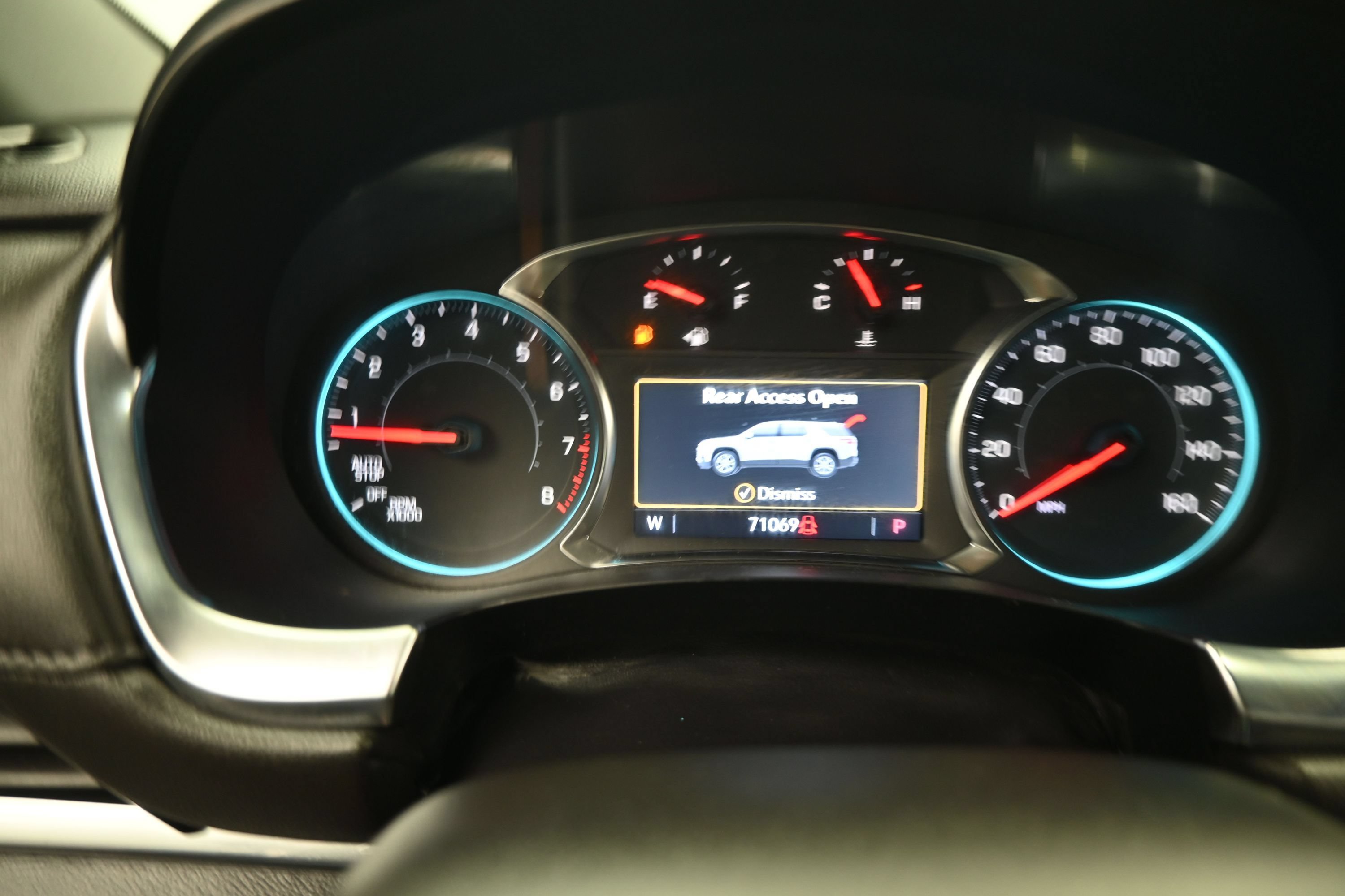 Used 2023 Chevrolet Traverse LT FWD image 21