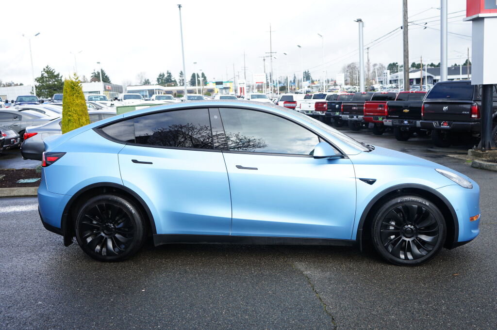 Used 2021 Tesla Model Y Long Range image 6