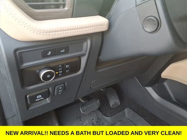 Used 2023 Ford Expedition Limited image 16