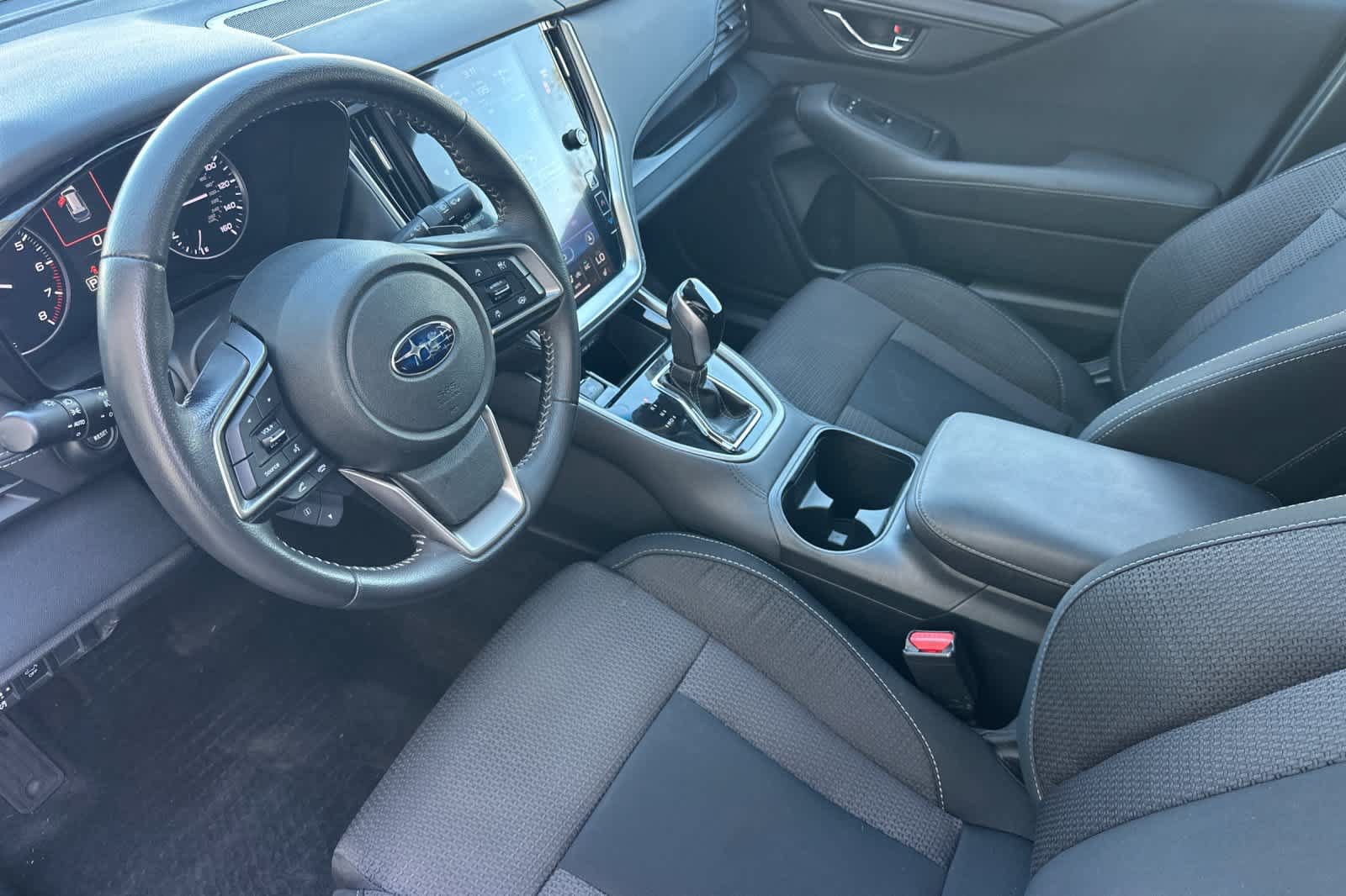 Used 2022 Subaru Outback Premium AWD/4WD image 12