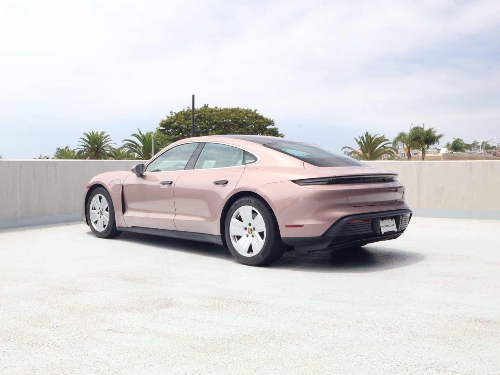 Certified 2022 Porsche Taycan RWD video 3