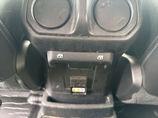 Used 2021 Jeep Wrangler Unlimited Sahara w/ Cold Weather Group AWD/4WD image 17