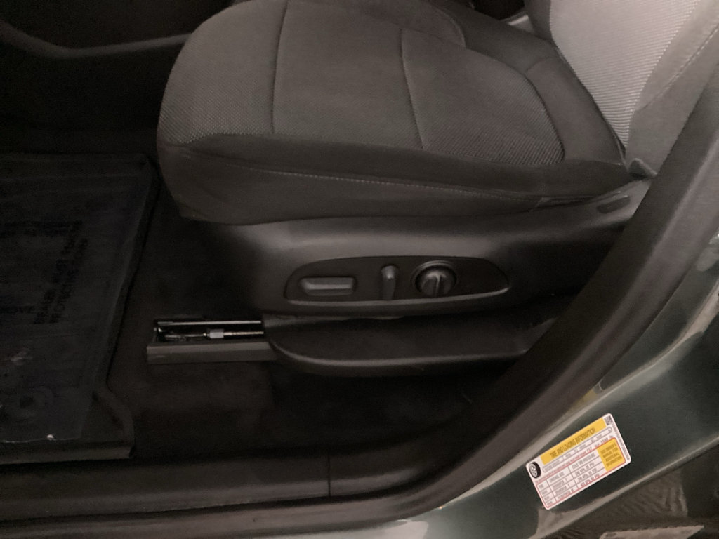 Used 2023 Chevrolet Traverse LT w/ LPO, Floor Liner Package AWD/4WD image 17