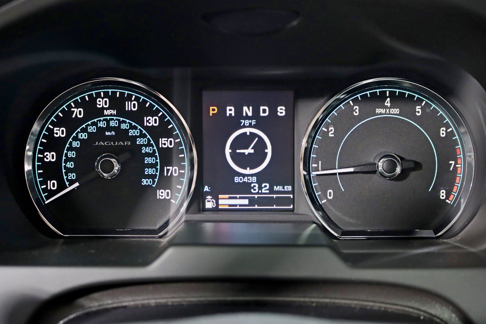Used 2014 Jaguar XF 3.0 AWD/4WD image 16