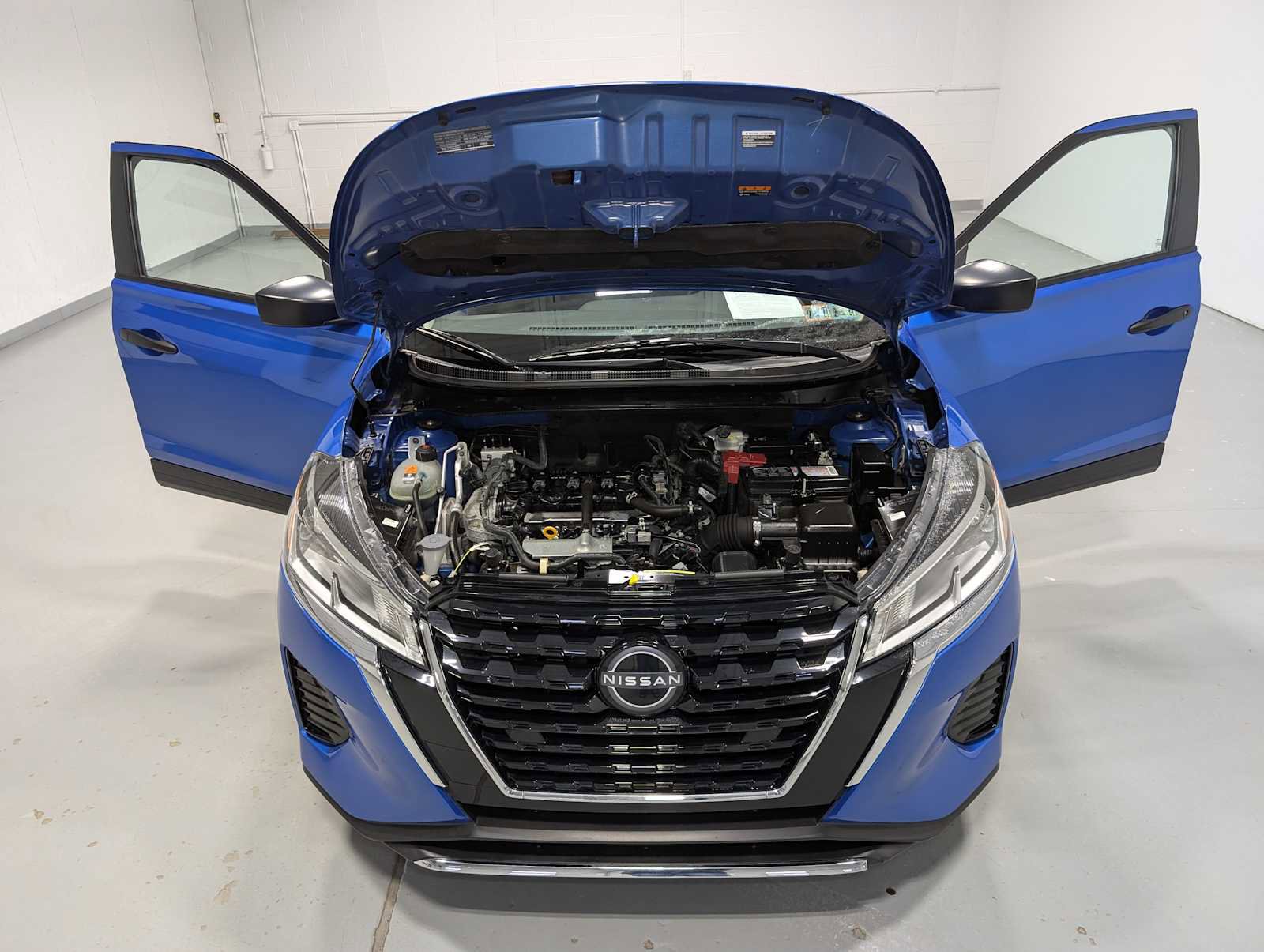 Used 2023 Nissan Kicks S image 13