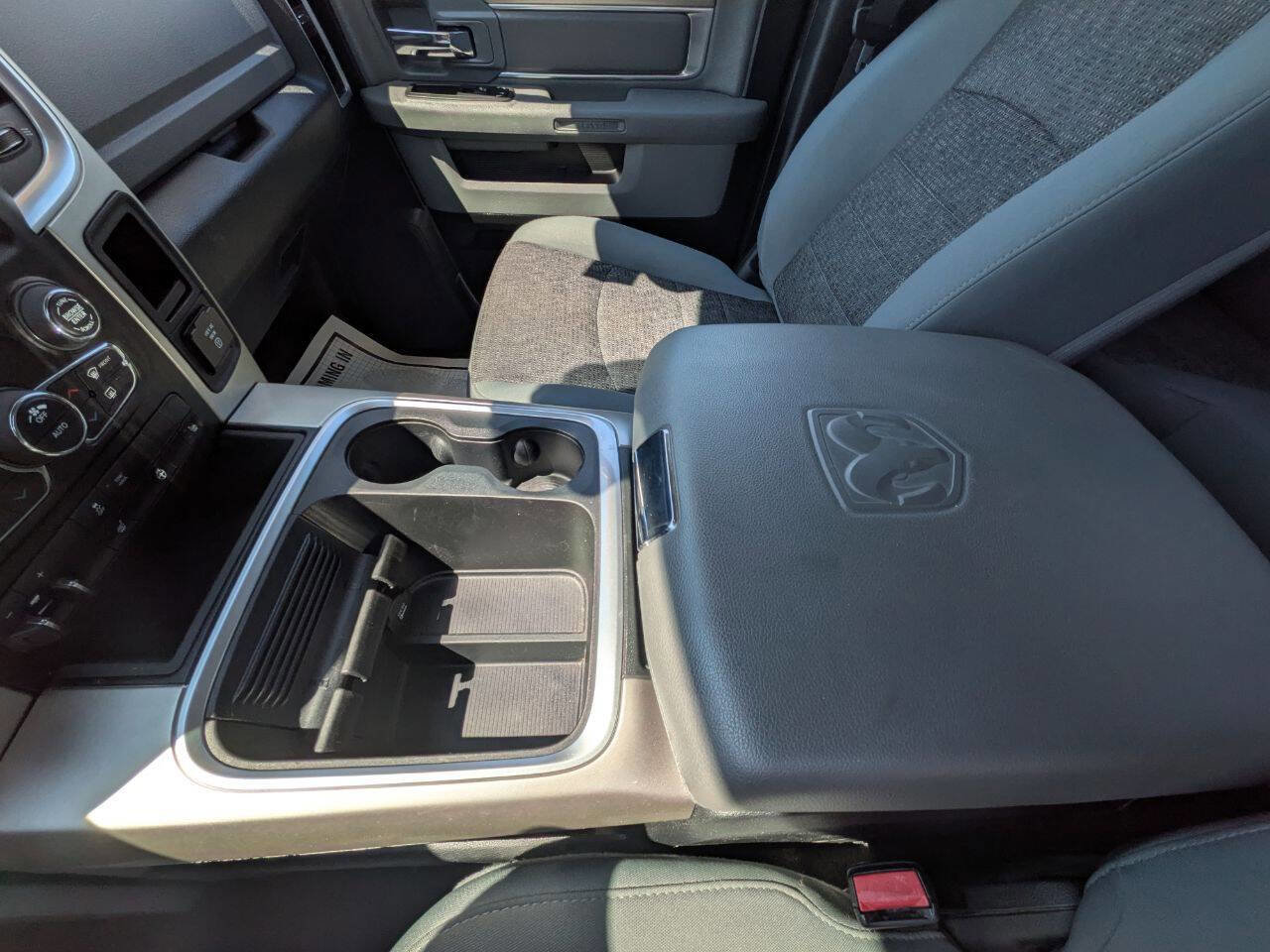 Used 2017 RAM 1500 Big Horn AWD/4WD image 18