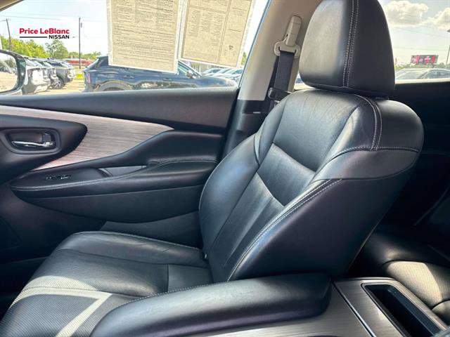 Used 2015 Nissan Murano Platinum w/ Platinum Technology Package image 28