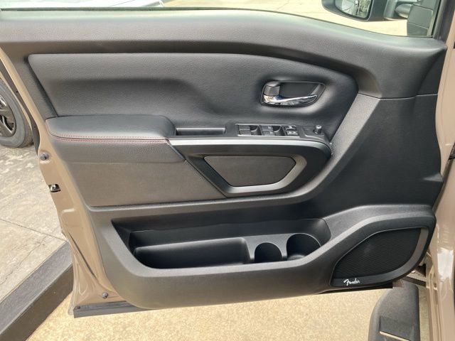 Used 2023 Nissan Titan PRO-4X image 15
