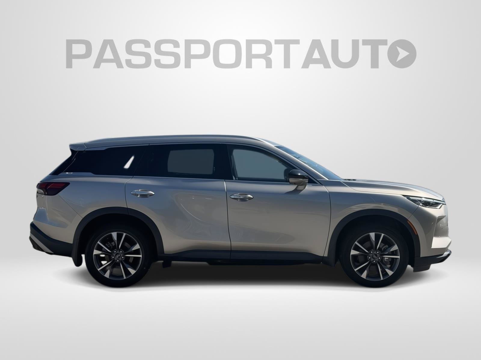 Used 2023 INFINITI QX60 Luxe w/ Cargo Package AWD/4WD image 4