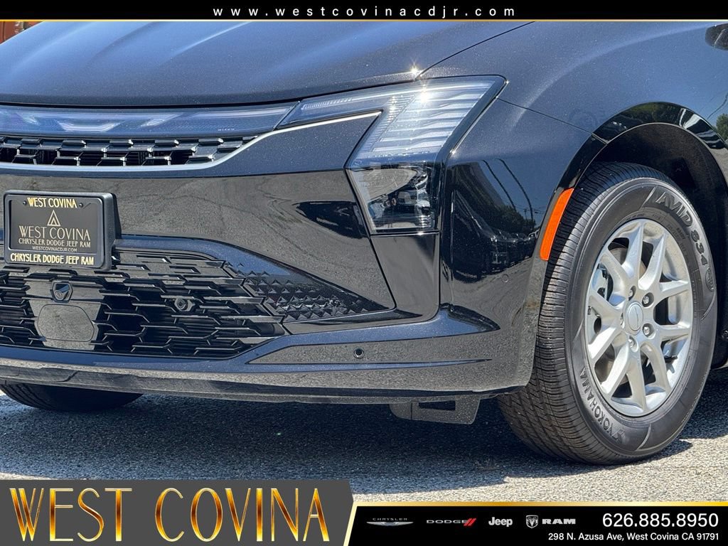 New 2027 Chrysler Pacifica Select FWD image 14