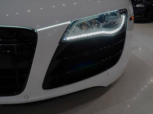Used 2011 Audi R8 V10 image 9