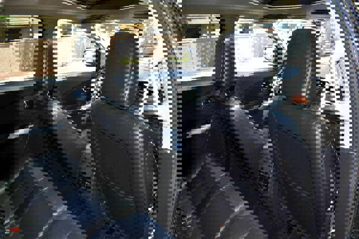 Used 2011 Ford Edge Limited w/ 302A Rapid Spec Order Code image 29