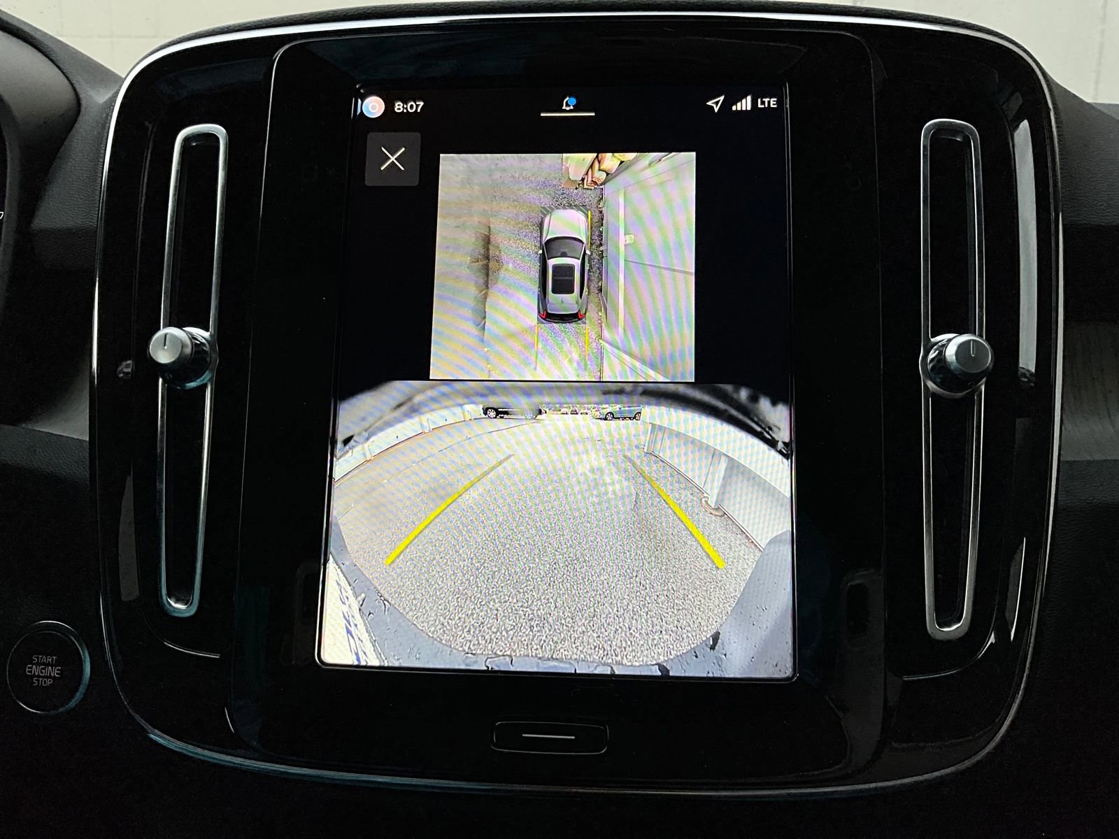 New 2026 Volvo XC40 B5 Plus w/ Protection Package Premier image 21