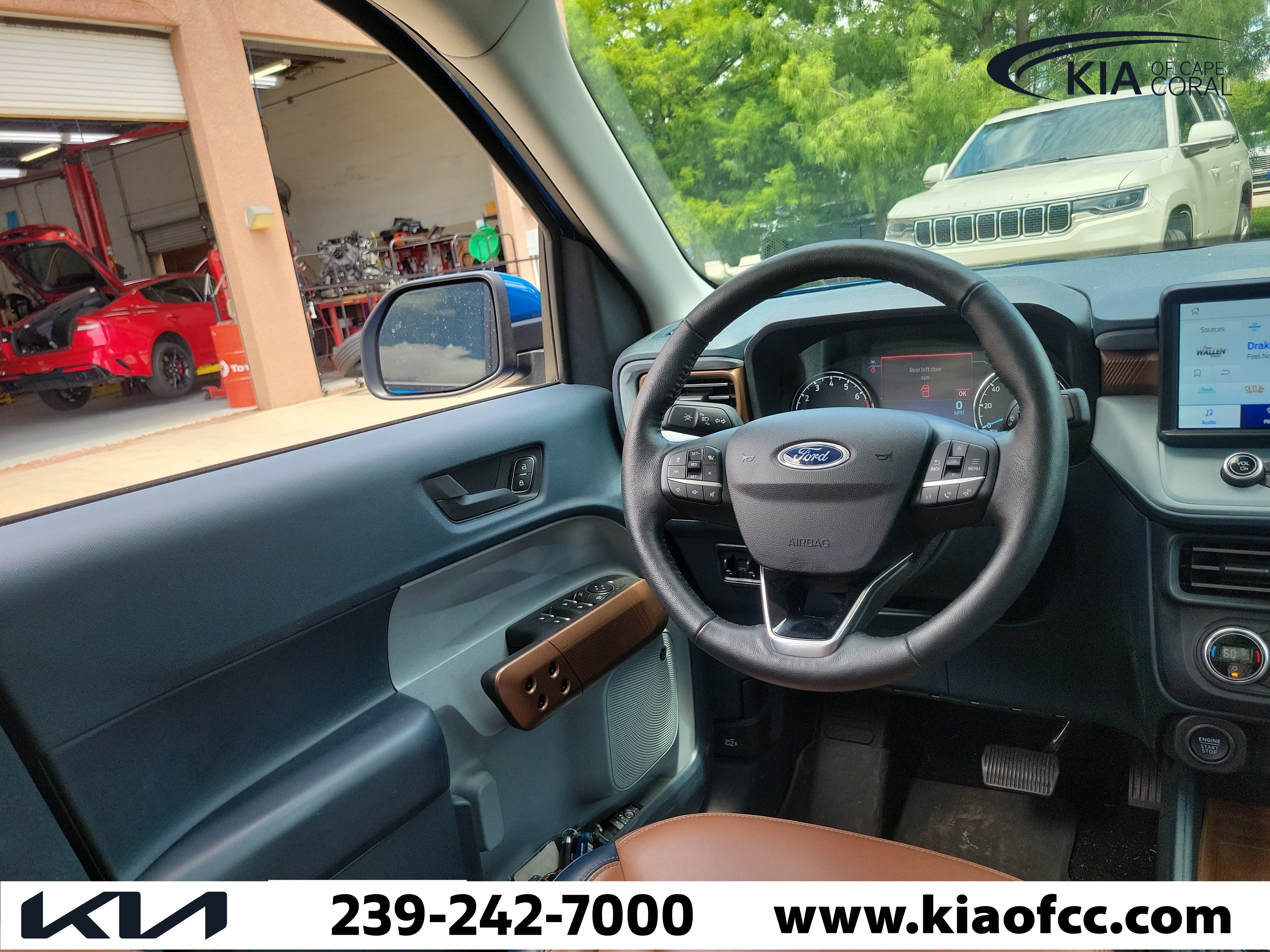 Used 2022 Ford Maverick Lariat w/ Lariat Luxury Package AWD/4WD image 21