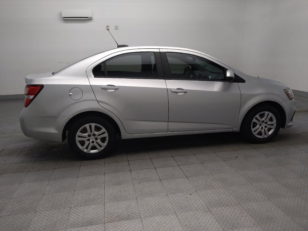 Used 2019 Chevrolet Sonic LS FWD image 10