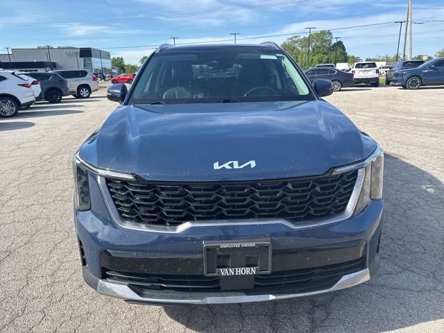 Certified 2024 Kia Sorento S w/ Panoramic Sunroof Package AWD/4WD image 8