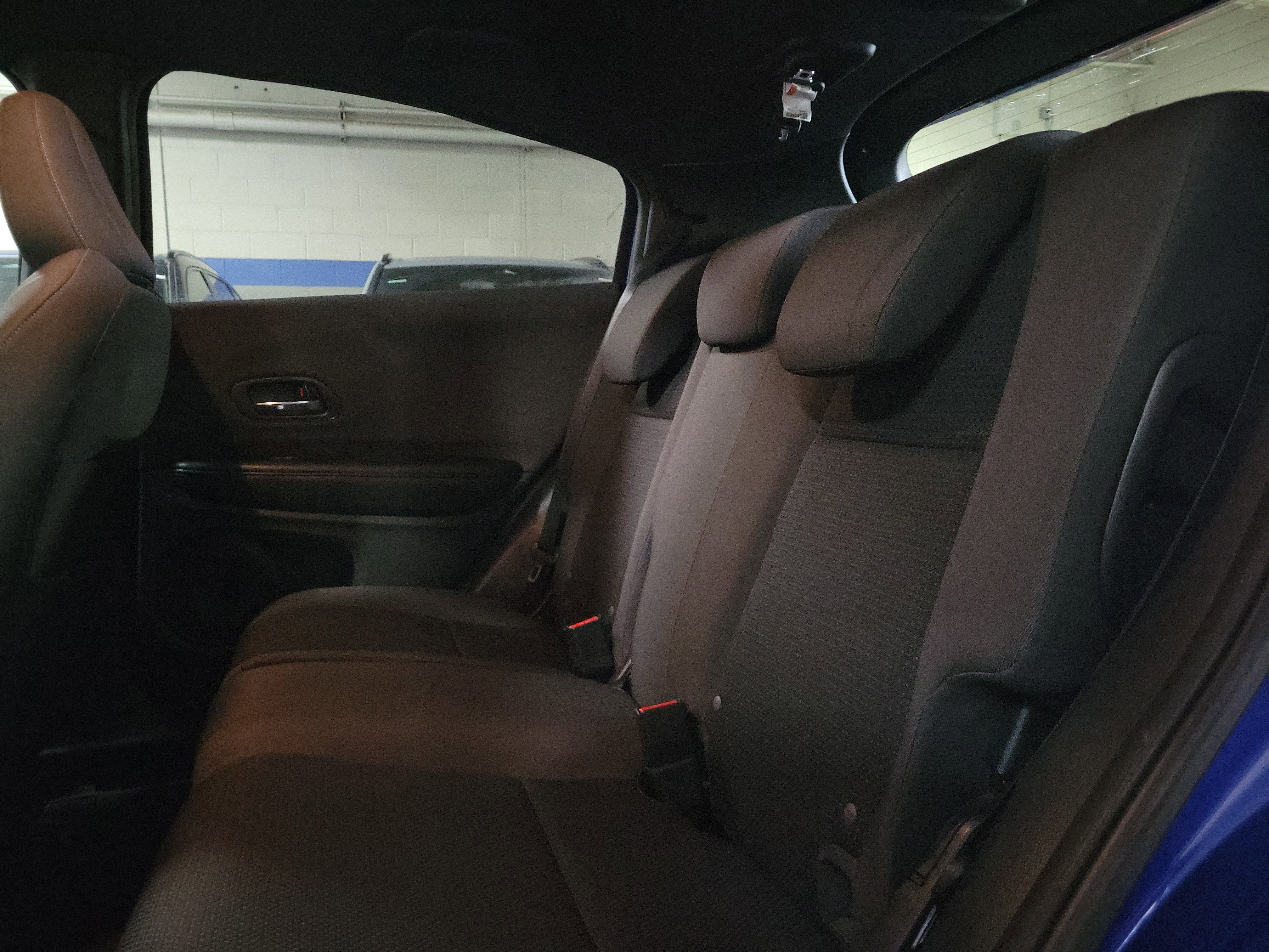 Used 2021 Honda HR-V Sport image 10