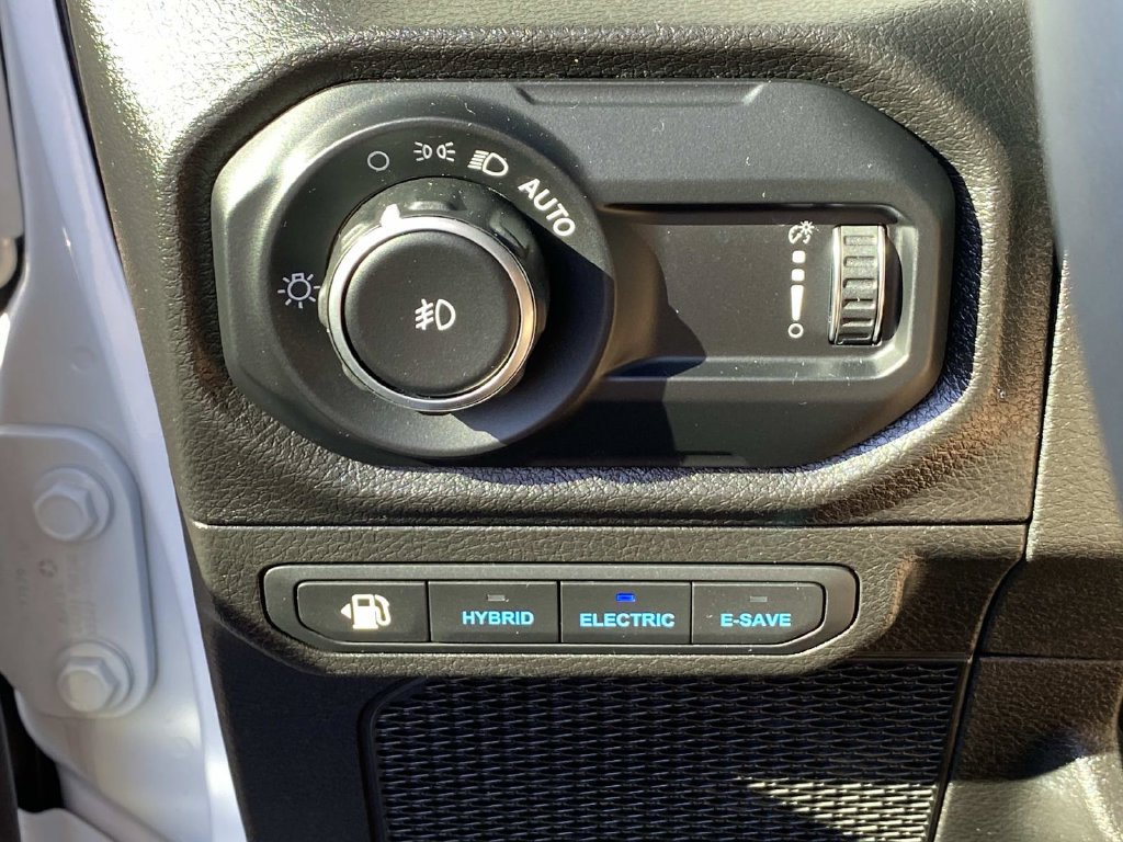 Certified 2024 Jeep Wrangler Unlimited AWD/4WD image 26