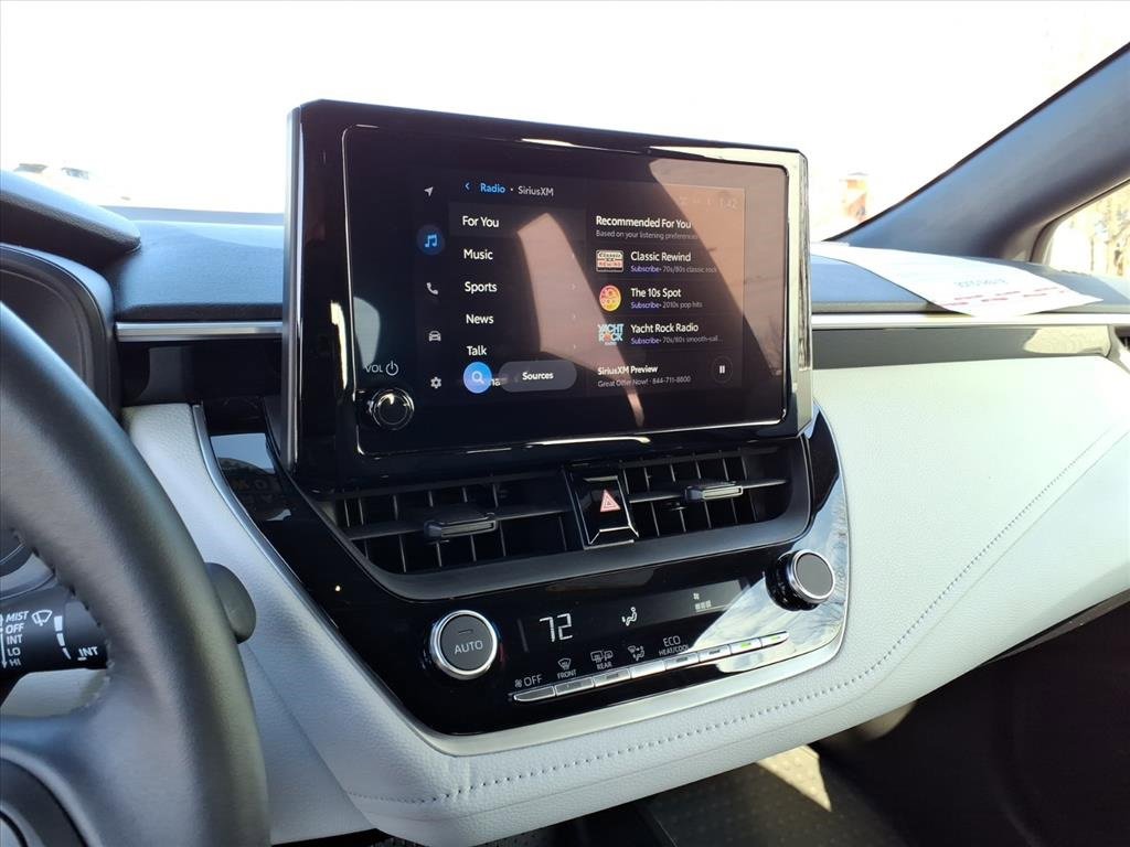 Certified 2024 Toyota Corolla SE image 9