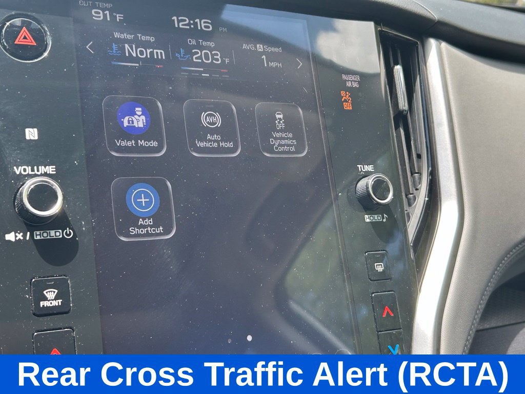 Used 2025 Subaru Outback Premium AWD/4WD image 17