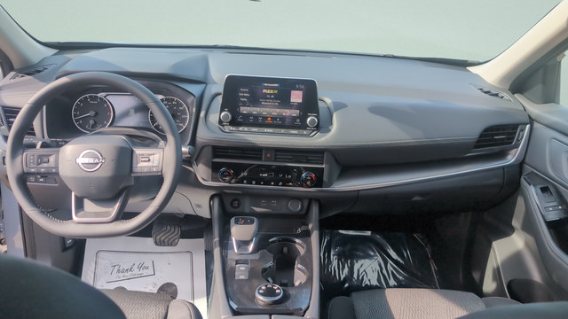 New 2026 Nissan Rogue SV AWD/4WD image 25