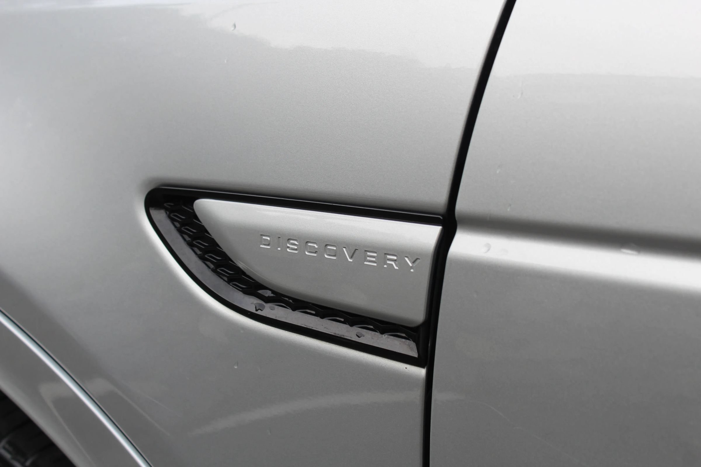 Used 2020 Land Rover Discovery Sport HSE R-Dynamic AWD/4WD image 41