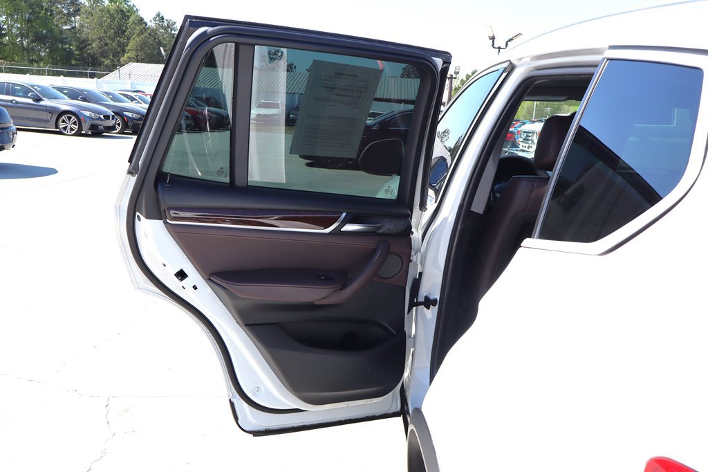 Used 2016 BMW X3 xDrive28d image 32