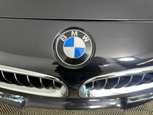 Used 2018 BMW 330i Gran Turismo xDrive image 9