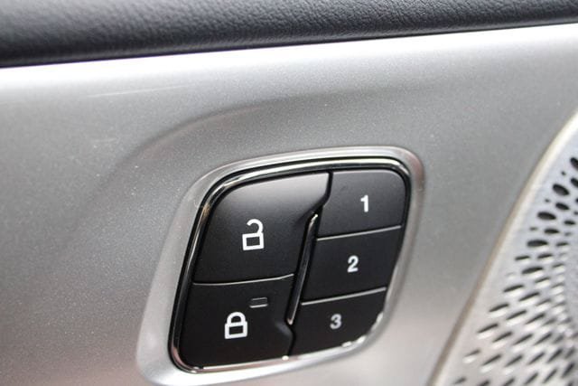 New 2026 Lincoln Nautilus Reserve AWD/4WD image 4
