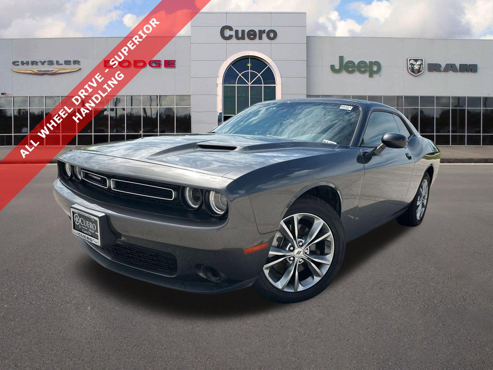Used 2023 Dodge Challenger SXT AWD/4WD video 1