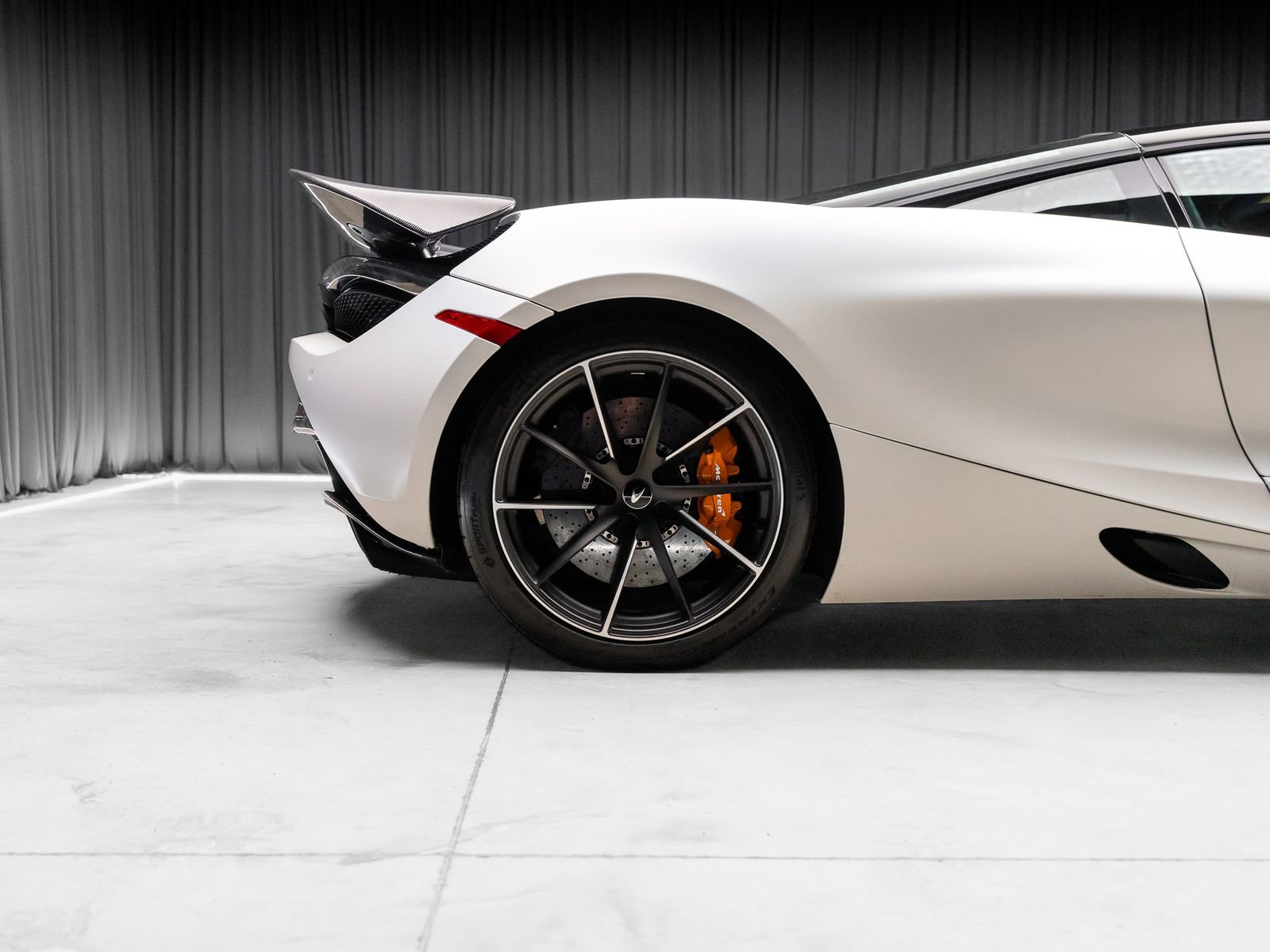 Used 2021 McLaren 720S Luxury RWD image 33