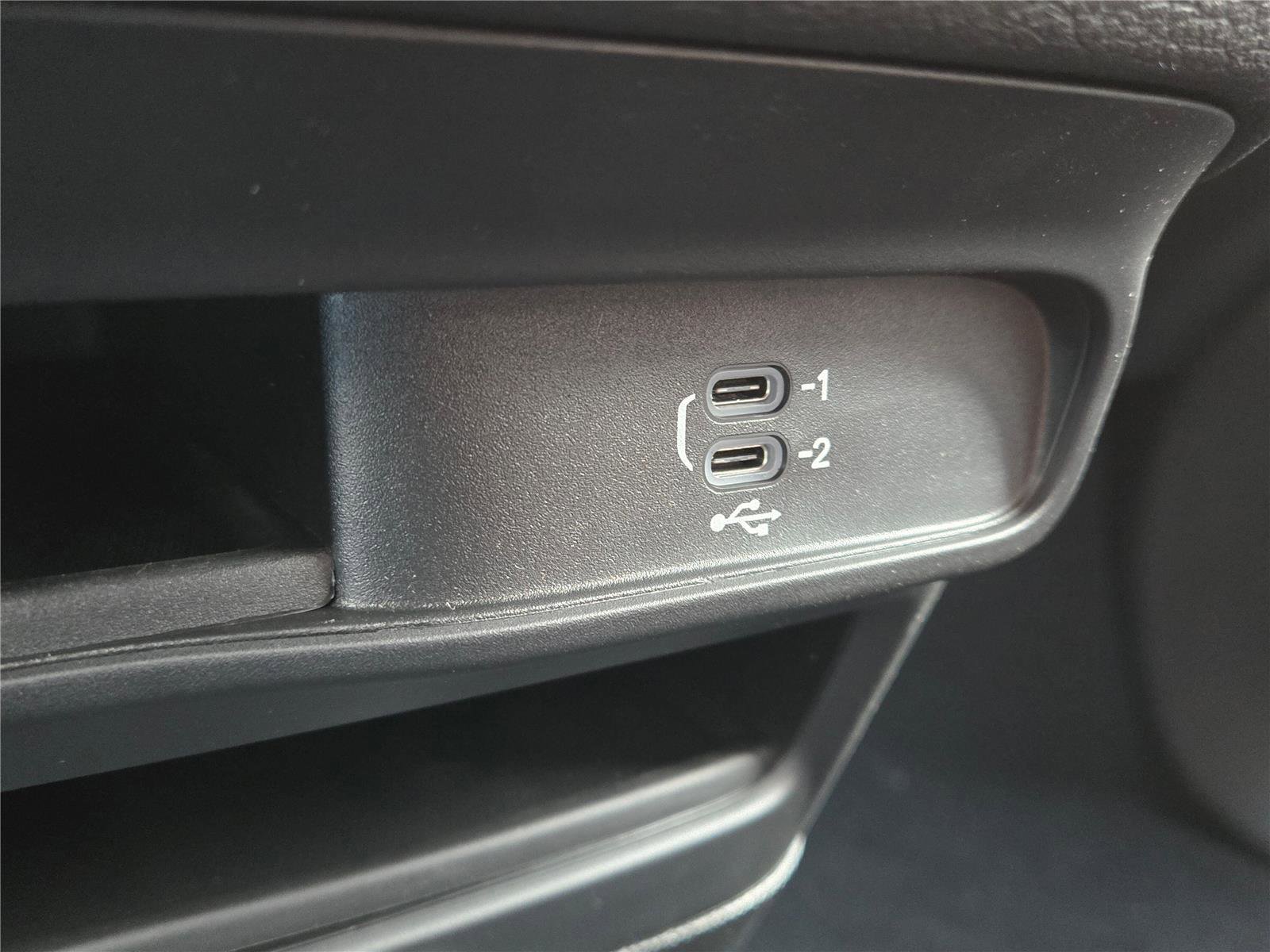 New 2026 Chrysler Pacifica Select w/ S Appearance Package image 24