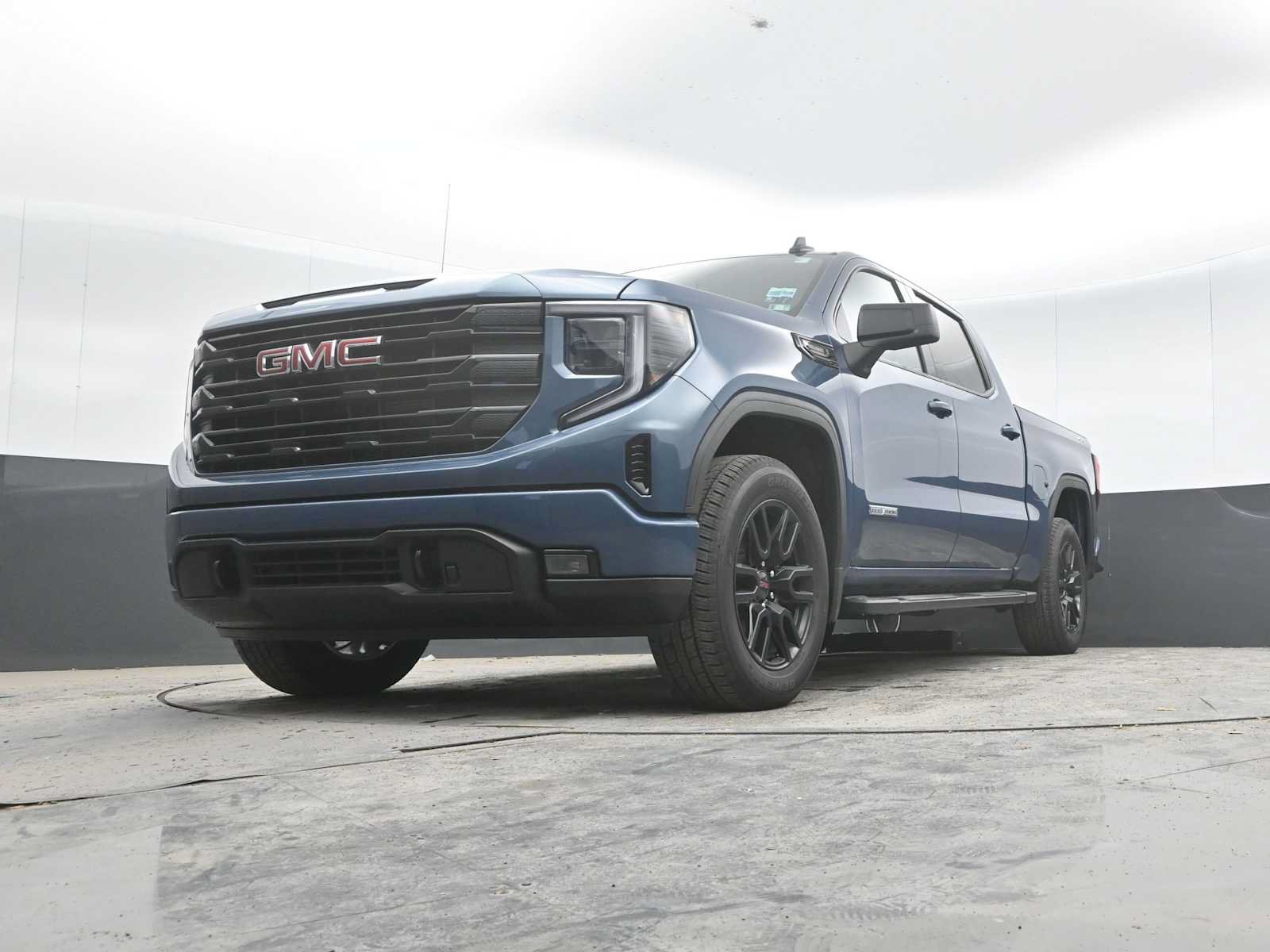 New 2026 GMC Sierra 1500 Elevation AWD/4WD image 41
