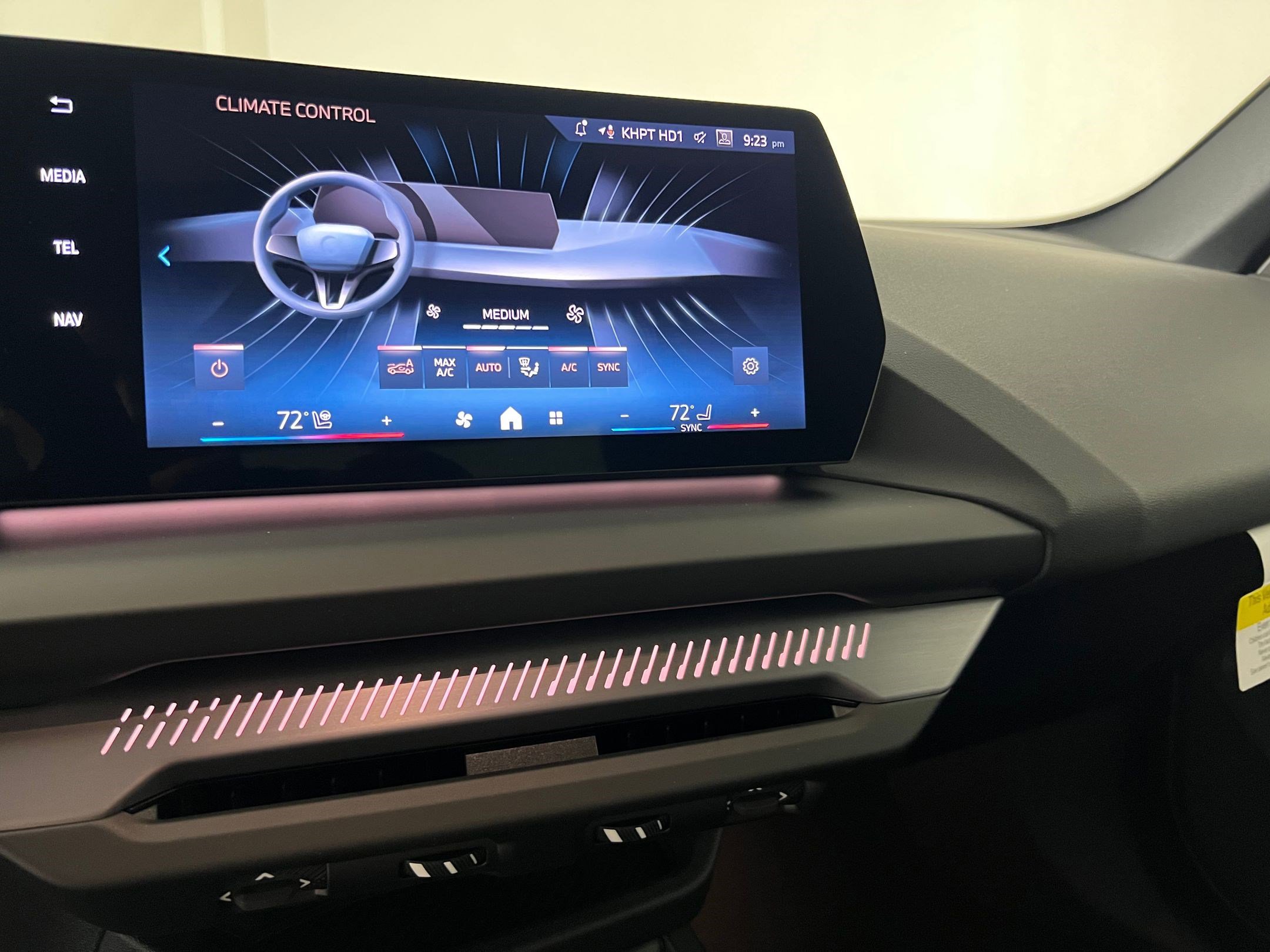 Used 2026 BMW 228i xDrive w/ Technology Package image 28