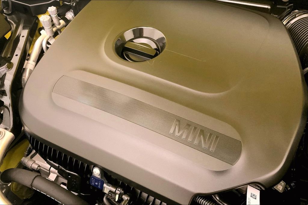 Certified 2025 MINI Cooper S image 31