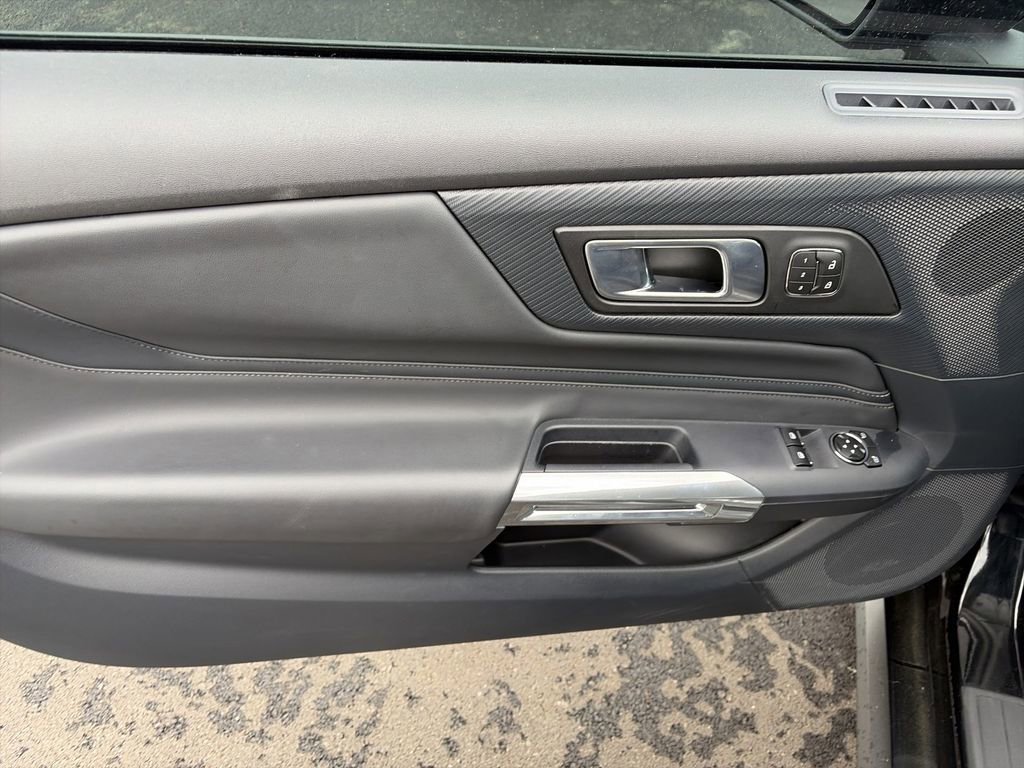 Used 2024 Ford Mustang GT Premium image 13