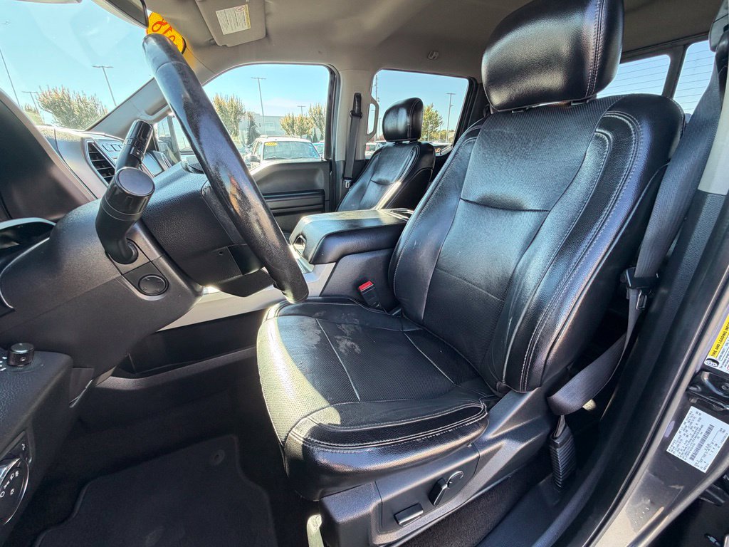Used 2018 Ford F350 Lariat w/ Lariat Ultimate Package AWD/4WD image 15