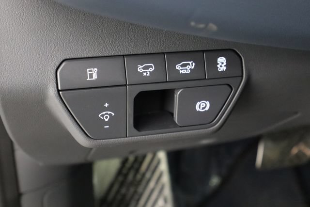 Used 2024 Kia EV9 GT-Line AWD/4WD image 25