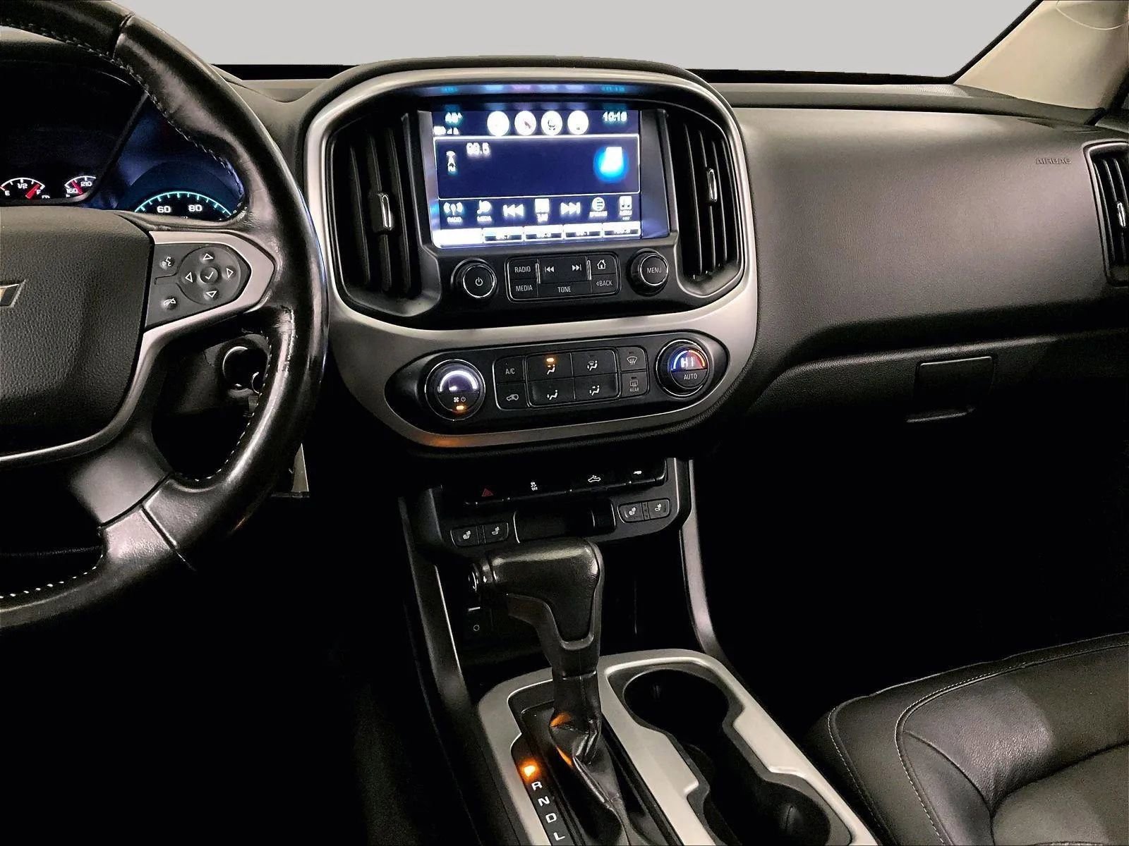 Used 2017 Chevrolet Colorado LT w/ Midnight Edition image 6