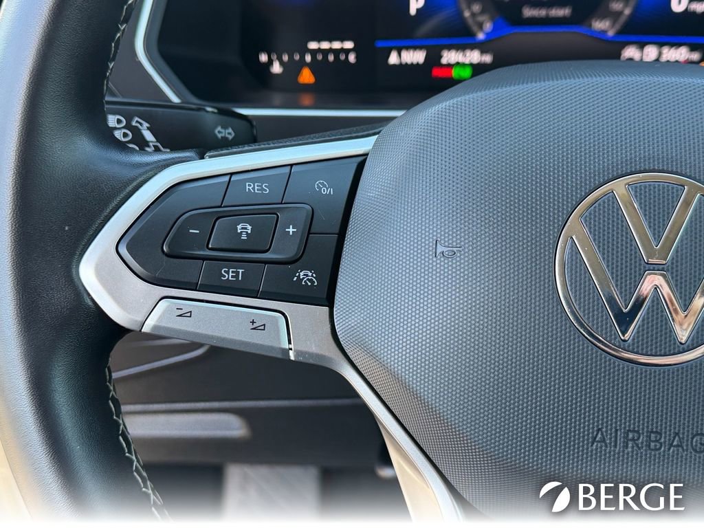 Used 2024 Volkswagen Tiguan Wolfsburg Edition image 35