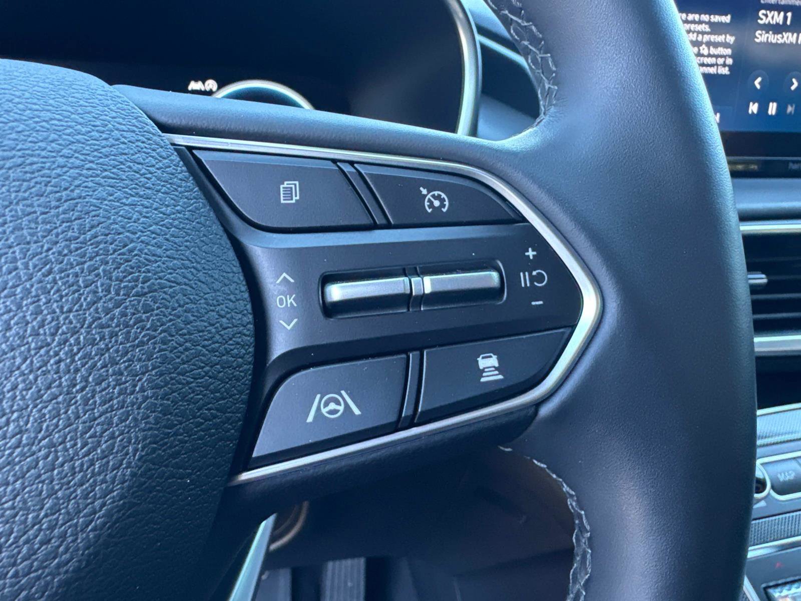 Used 2021 Hyundai Santa Fe Limited image 29